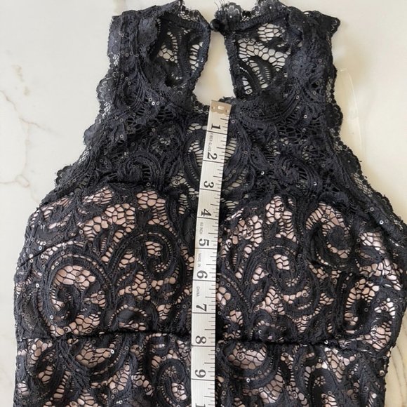 Black Stretch Lace Dress Size 1 - Picture 5 of 7